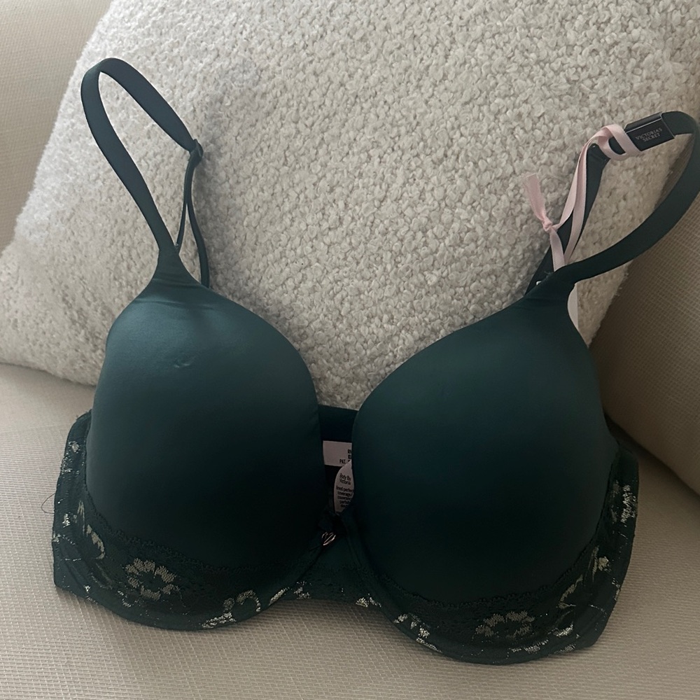 Victoria's Secret Dark Green Lace Bra